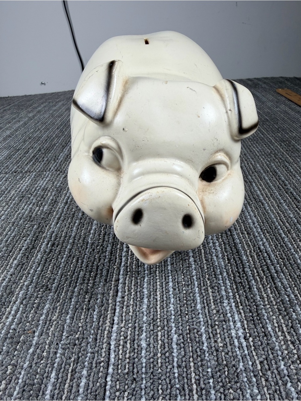 Vintage Universal Statuary Corp. Cream Ceramic Pig Bank - Charming Home Accent